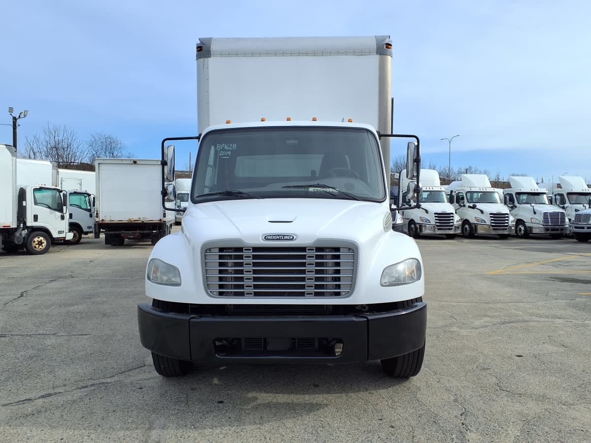 2019 Freightliner M2 106 in Warwick, RI — photo 2