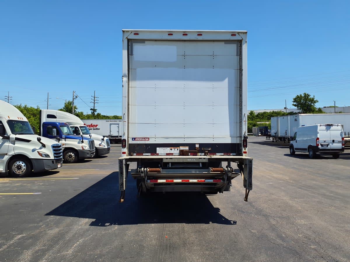 2019 Freightliner/Mercedes M2 106 819663