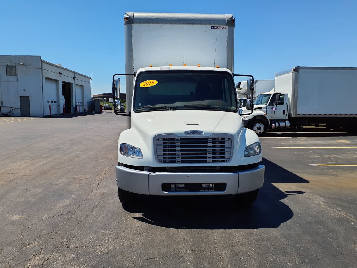 2019 Freightliner/Mercedes M2 106 819663