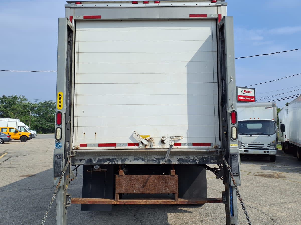 2019 Freightliner M2 106 819703