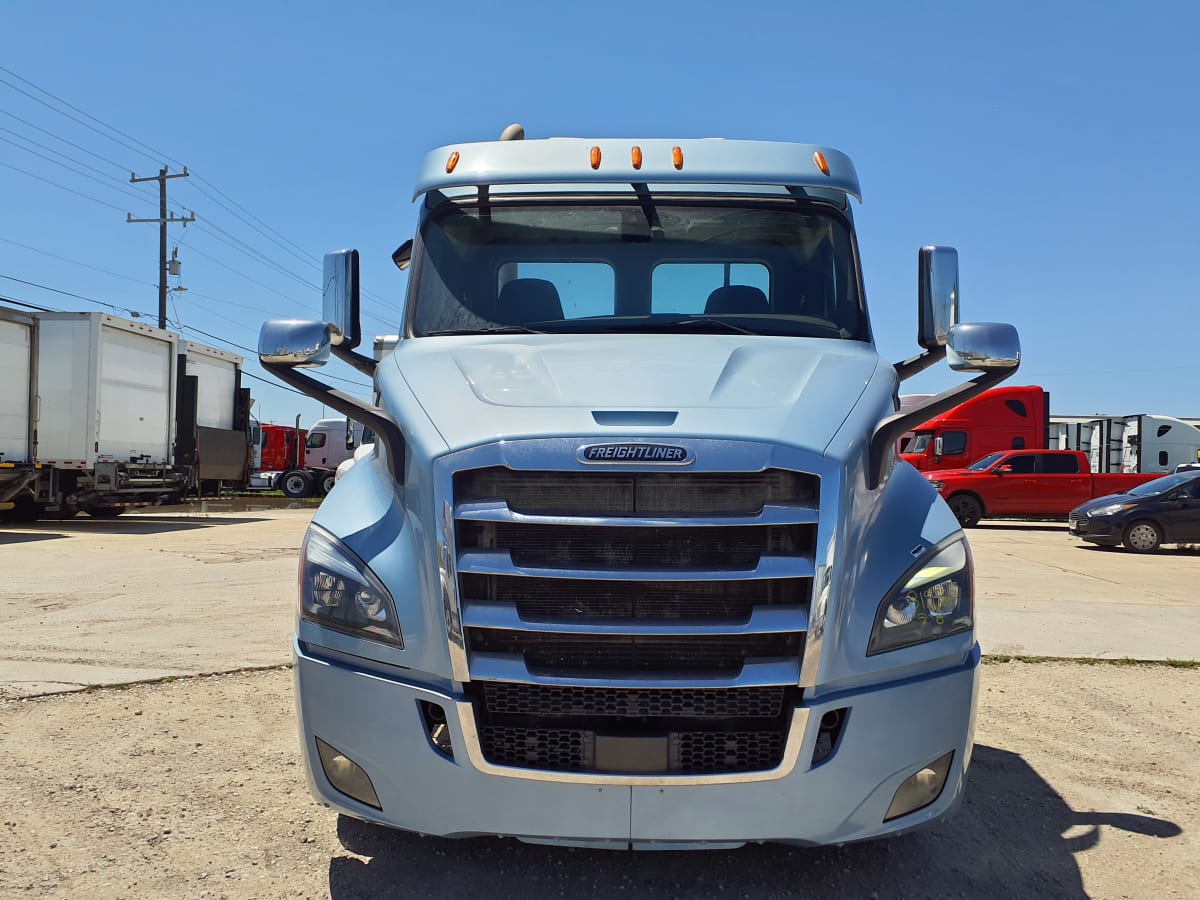 2019 Freightliner/Mercedes NEW CASCADIA 116 819768