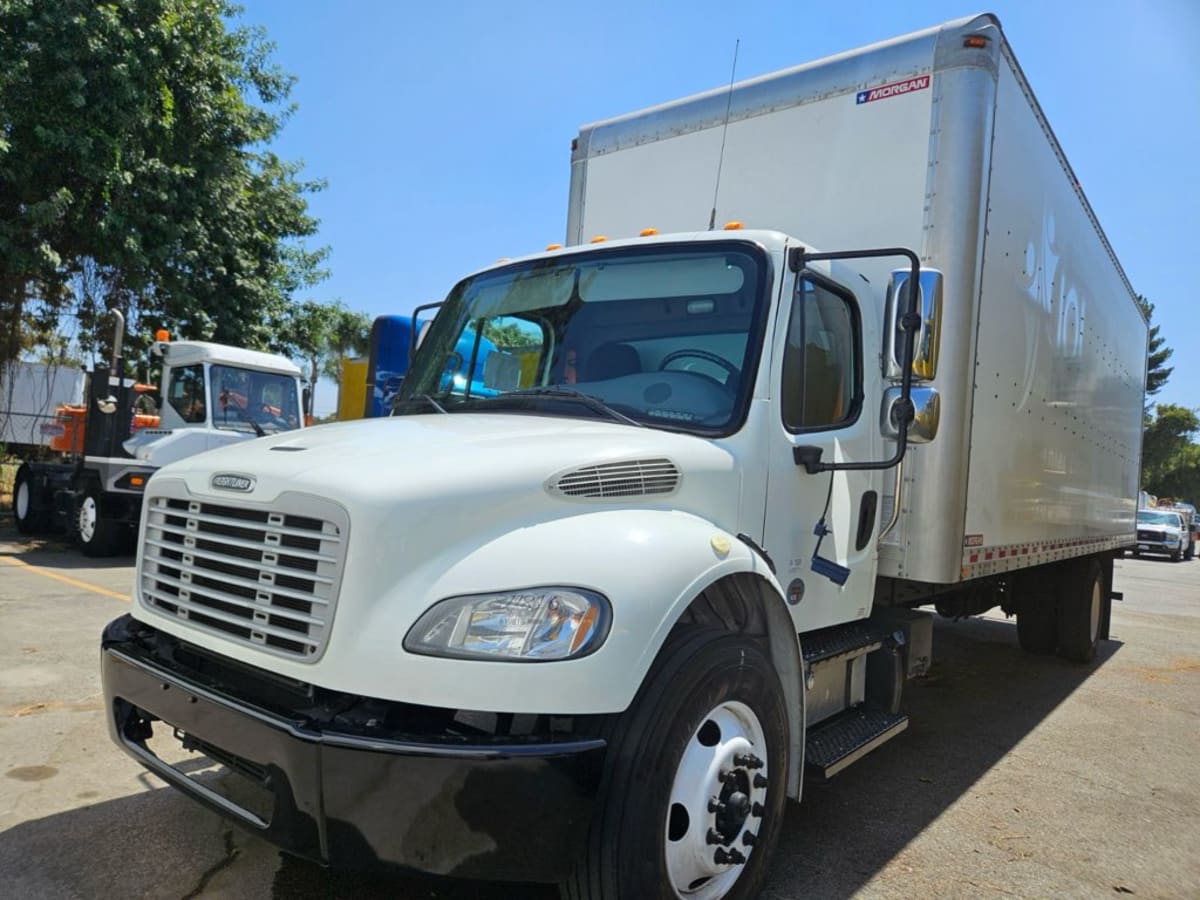 2019 Freightliner/Mercedes M2 106 819816