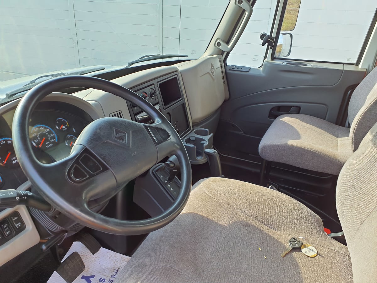 2019 Navistar International 4300 819854