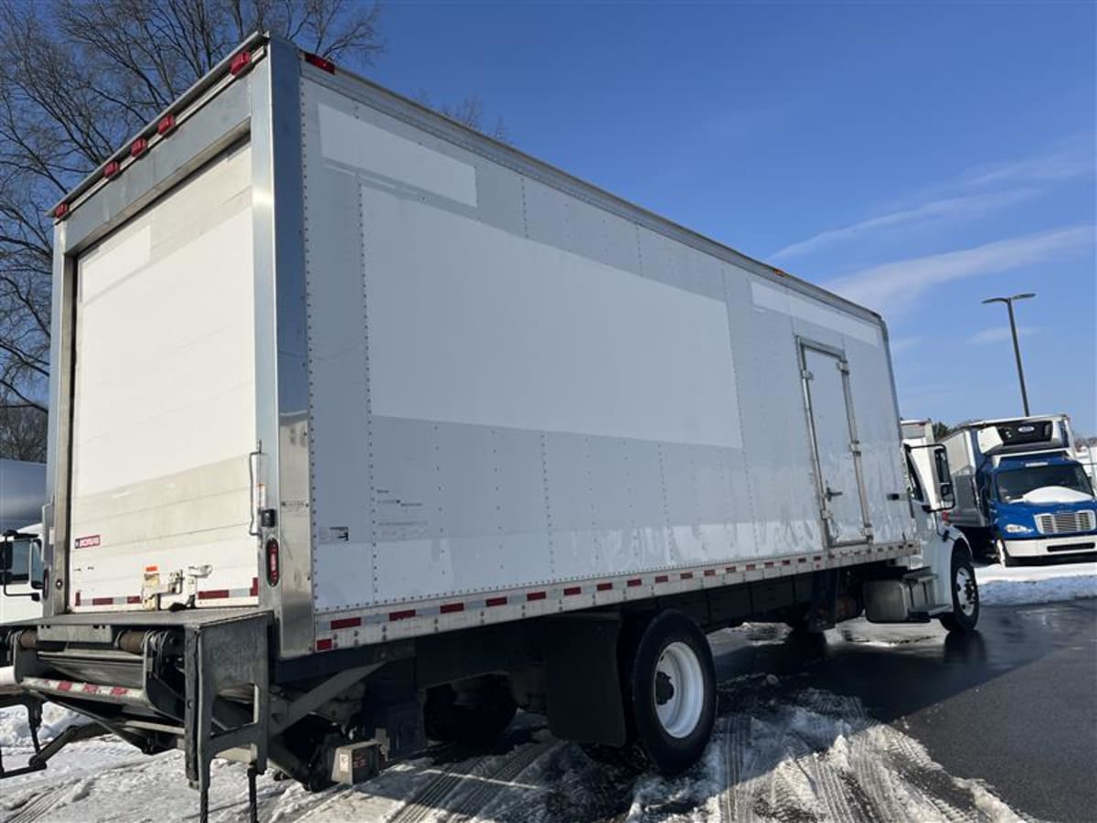 2019 Freightliner/Mercedes M2 106 819900