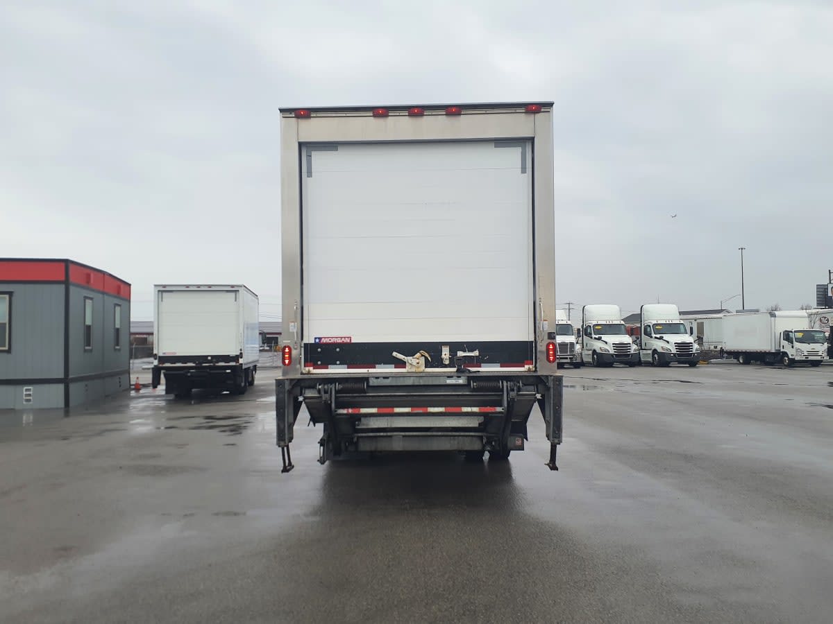 2019 Freightliner/Mercedes M2 106 819901