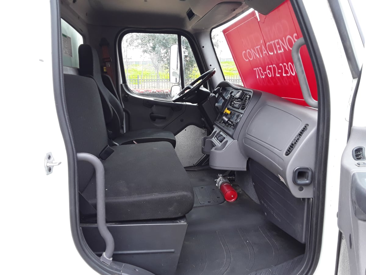 2019 Freightliner/Mercedes M2 106 819978