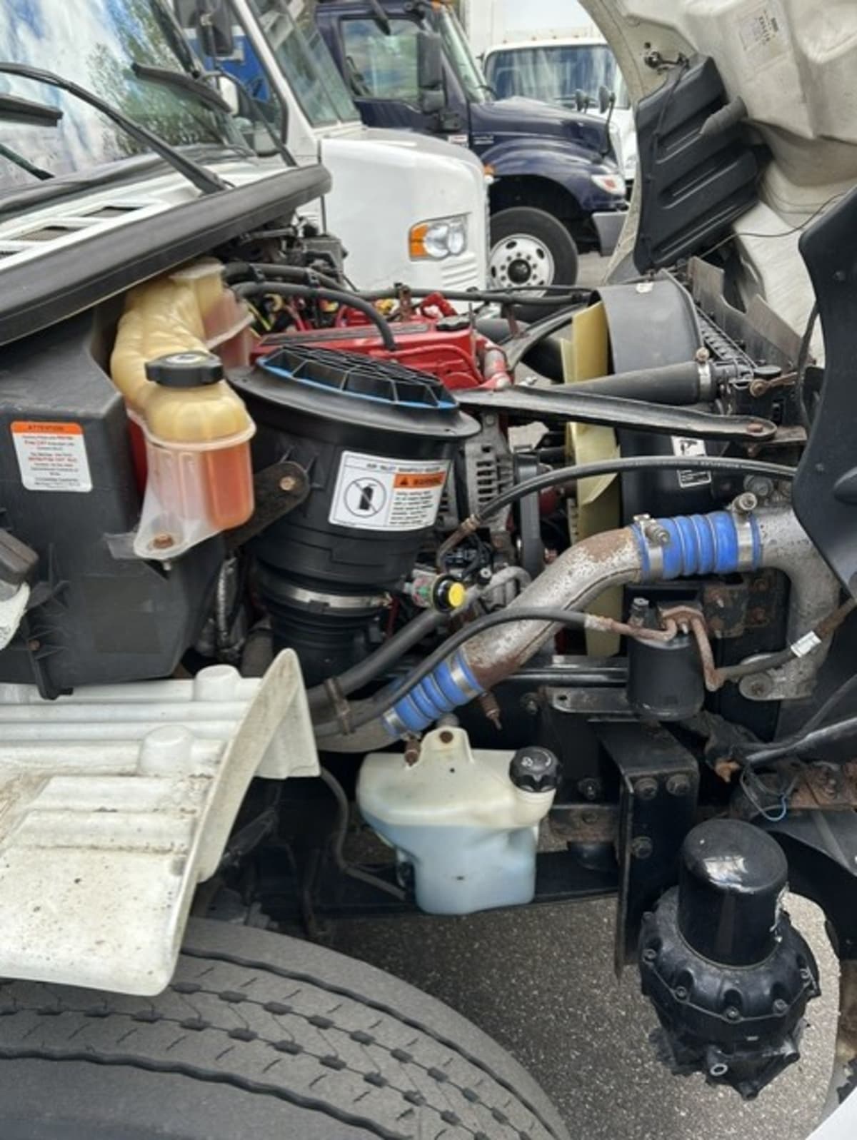 2019 Freightliner/Mercedes M2 106 820035