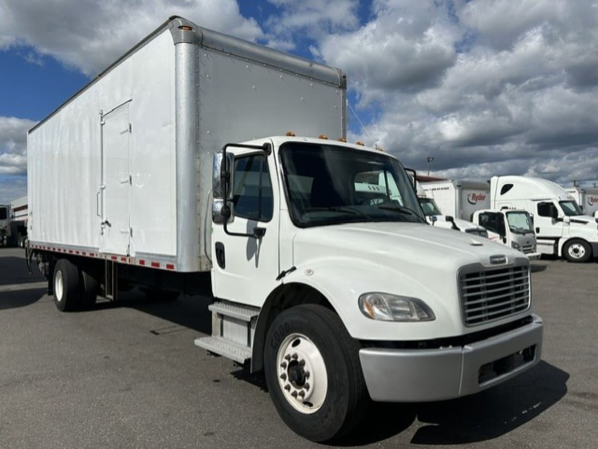 2019 Freightliner/Mercedes M2 106 820035