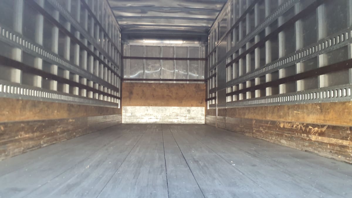 2019 Freightliner/Mercedes M2 106 820121