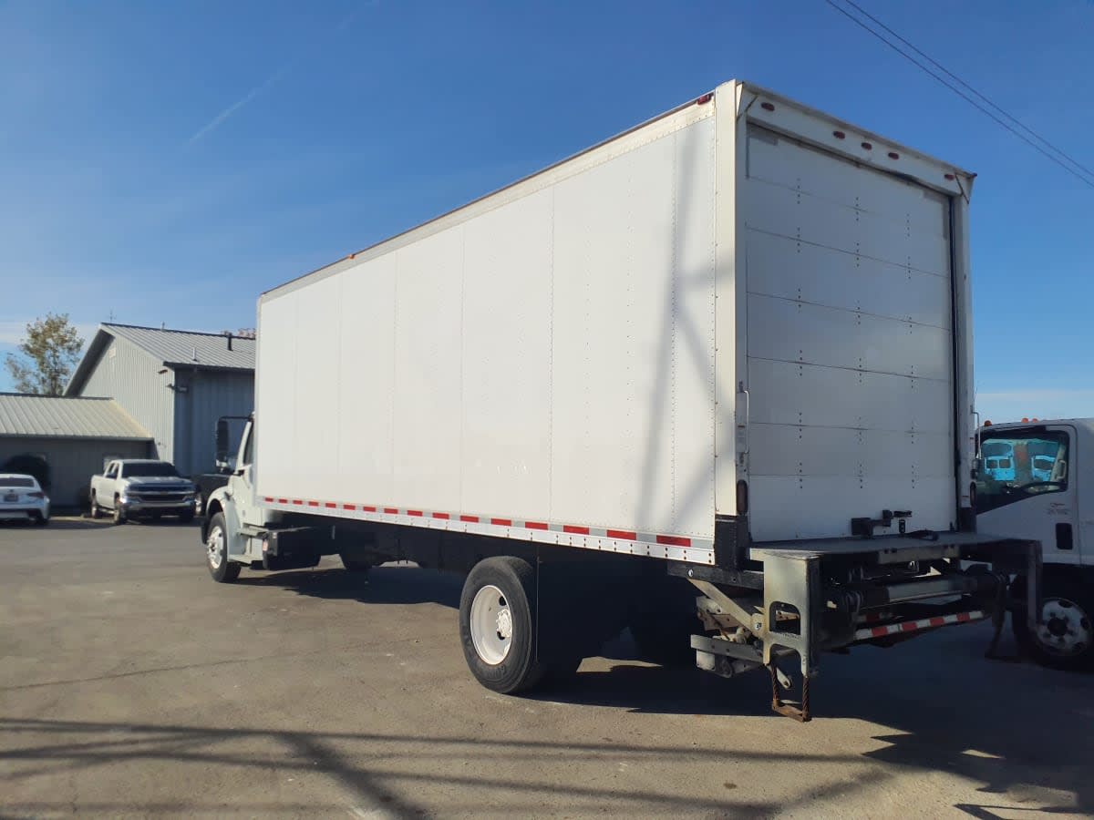 2019 Freightliner/Mercedes M2 106 820246