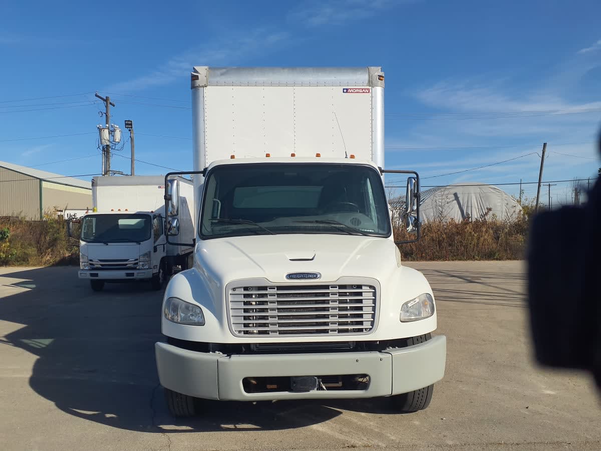 2019 Freightliner/Mercedes M2 106 820246