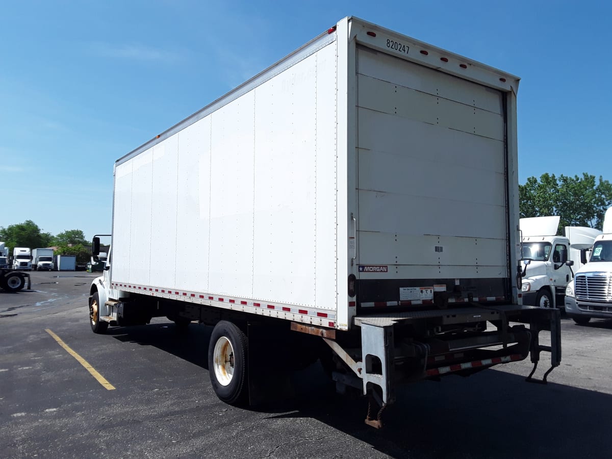 2019 Freightliner/Mercedes M2 106 820247