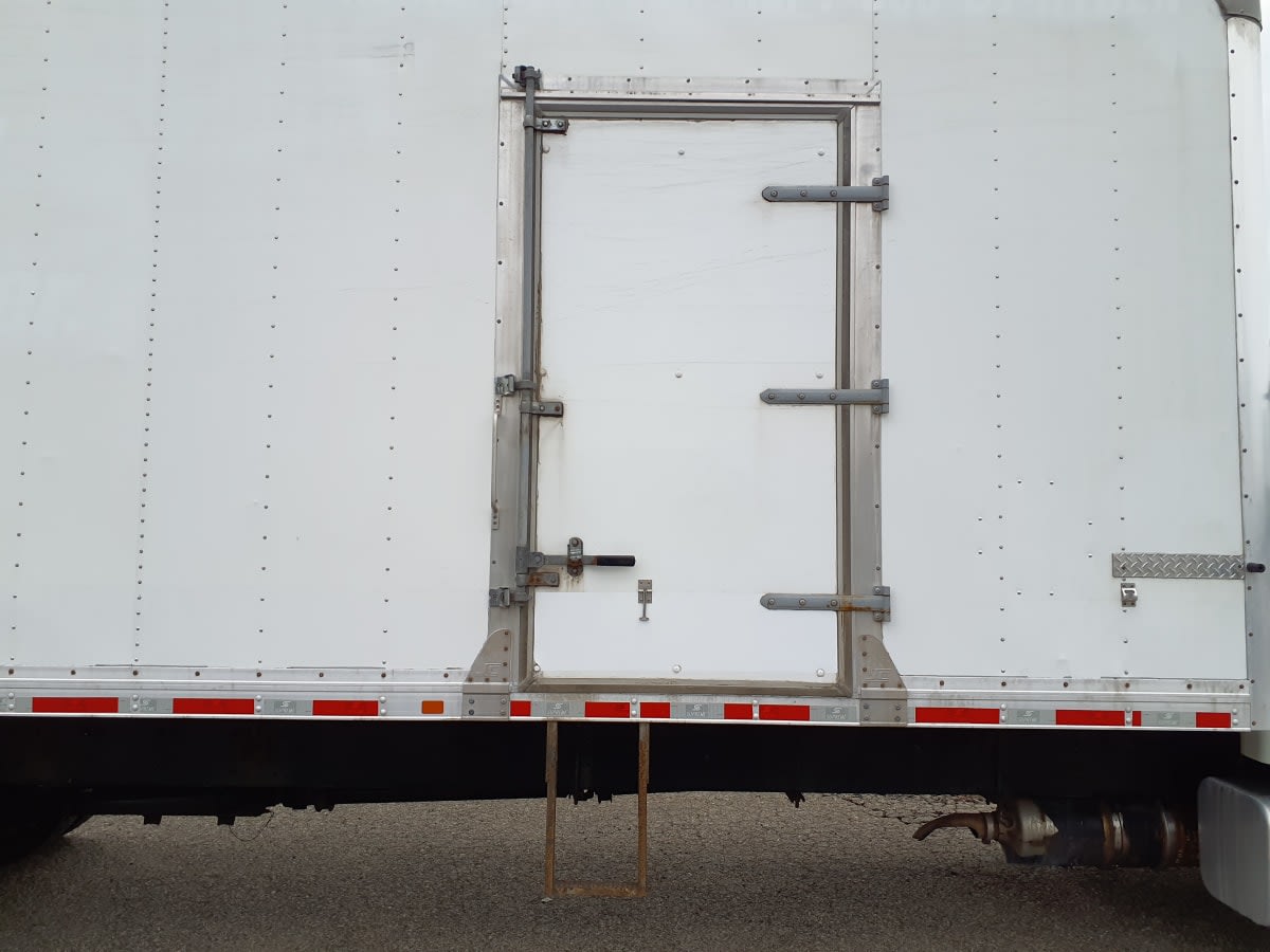 2019 Freightliner/Mercedes M2 106 820260