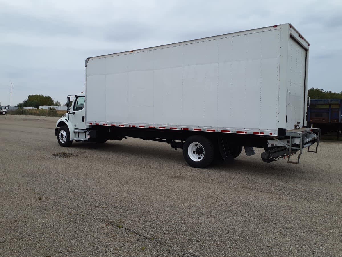 2019 Freightliner/Mercedes M2 106 820260