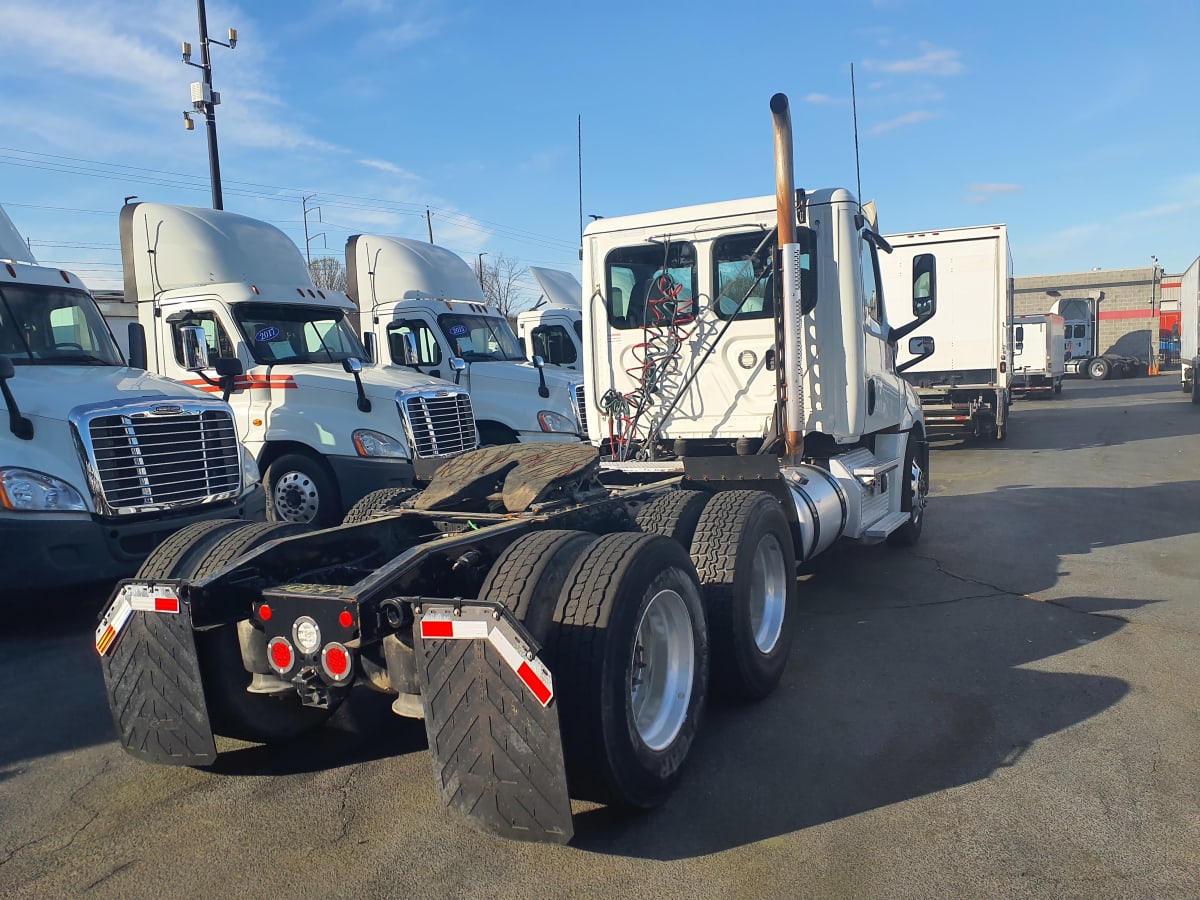 2019 Freightliner/Mercedes NEW CASCADIA PX12664 820281
