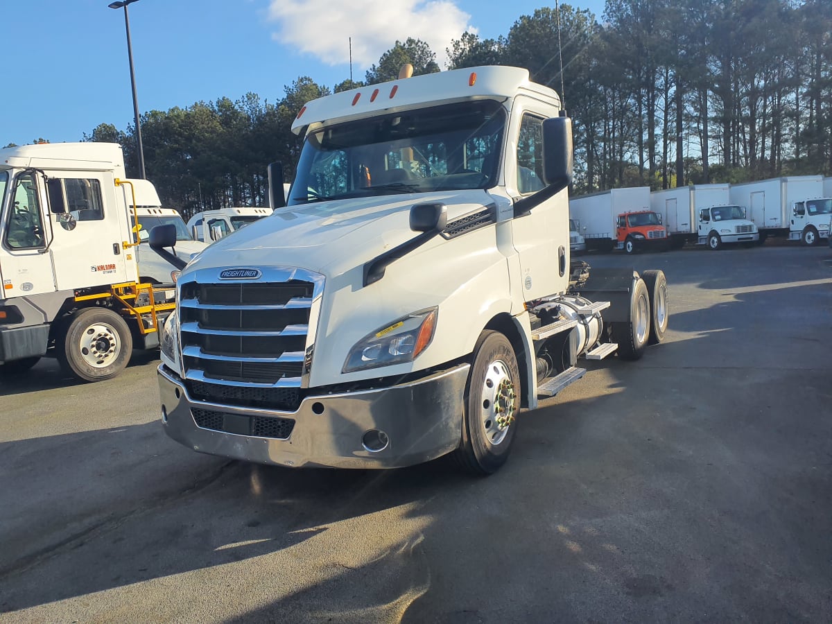 2019 Freightliner/Mercedes NEW CASCADIA PX12664 820281