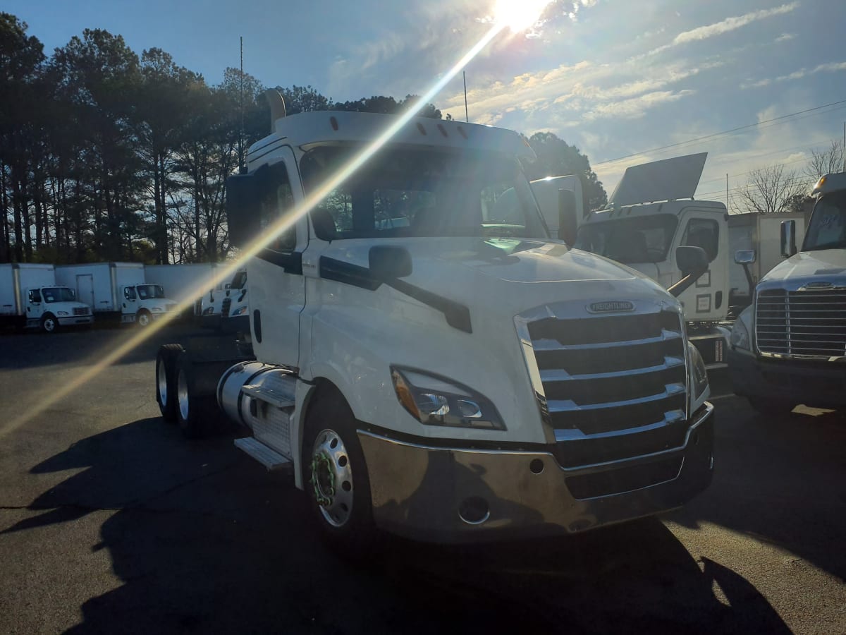 2019 Freightliner/Mercedes NEW CASCADIA PX12664 820281