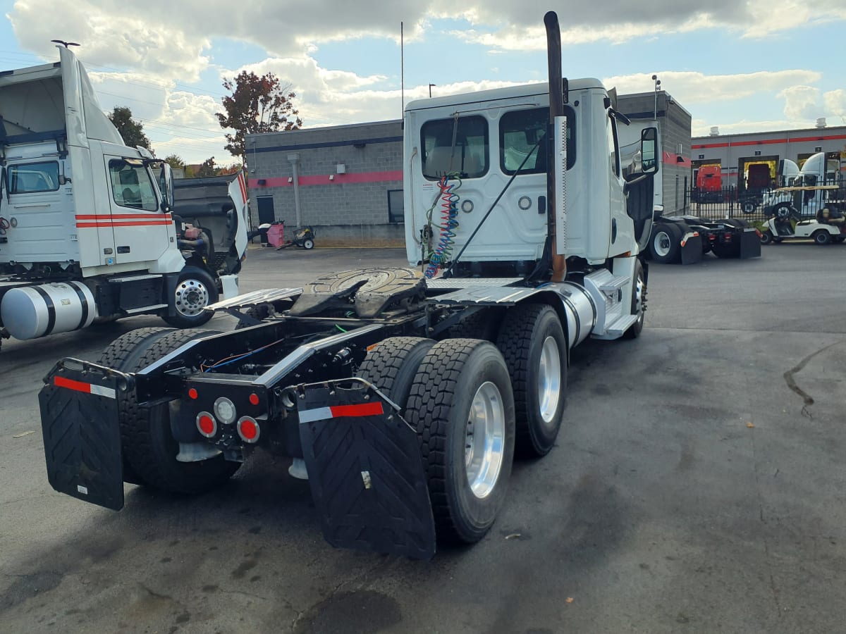 2019 Freightliner/Mercedes NEW CASCADIA PX12664 820289