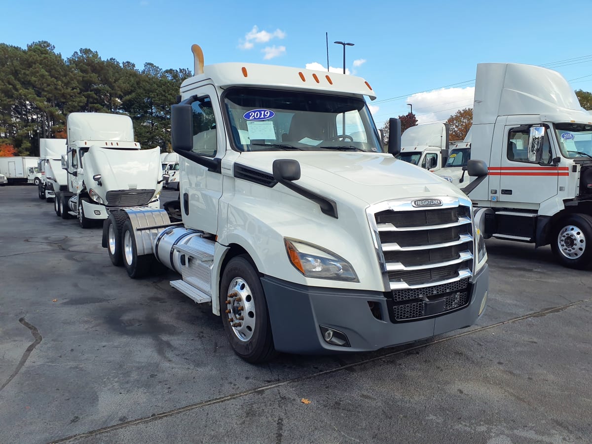 2019 Freightliner/Mercedes NEW CASCADIA PX12664 820289