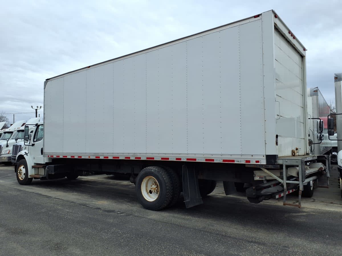 2019 Freightliner/Mercedes M2 106 820470