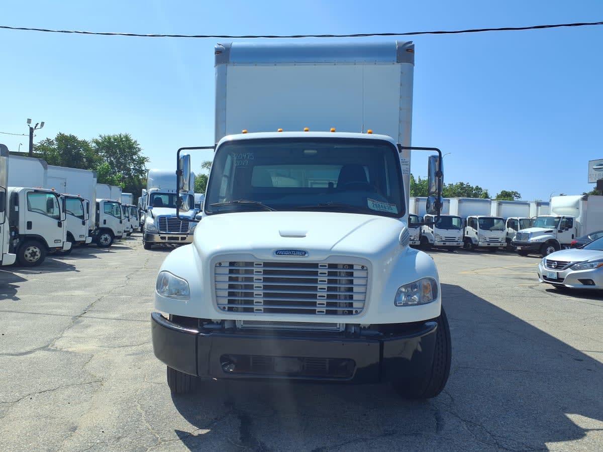2019 Freightliner M2 106 820475