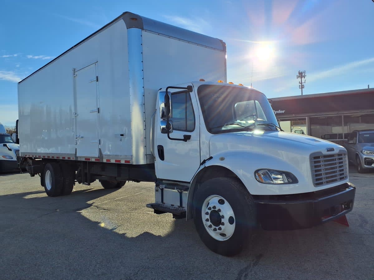 2019 Freightliner/Mercedes M2 106 820485