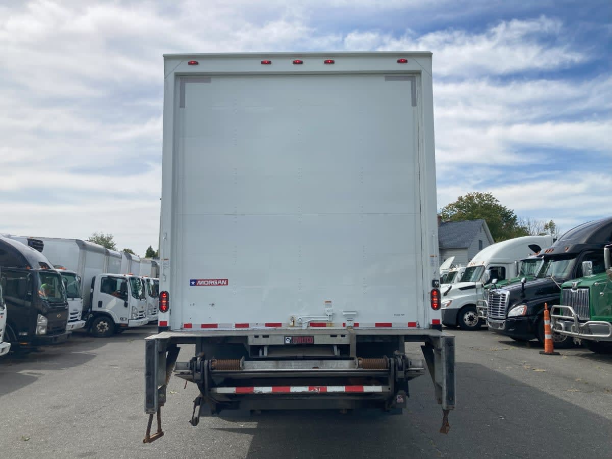 2019 Freightliner M2 106 820508