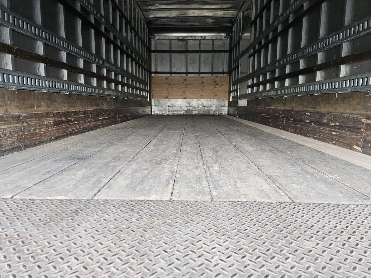 2019 Freightliner/Mercedes M2 106 820539