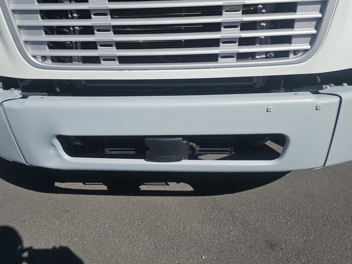 2019 Freightliner M2 106 820547
