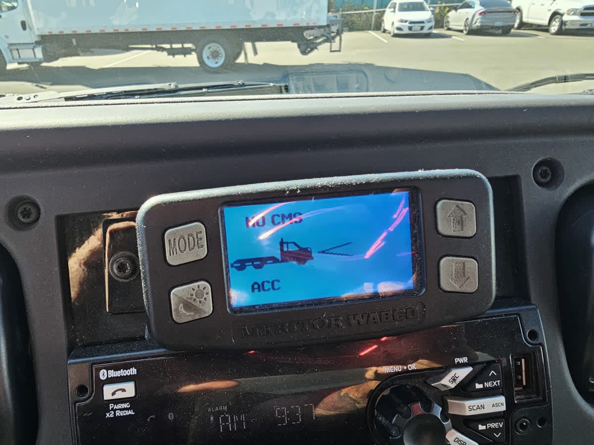 2019 Freightliner M2 106 820547