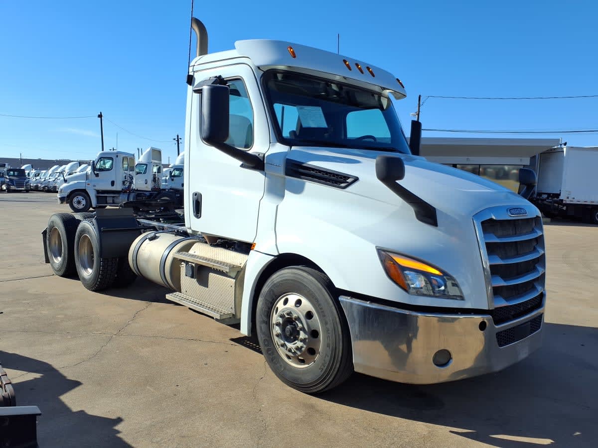 2019 Freightliner/Mercedes NEW CASCADIA PX12664 820571