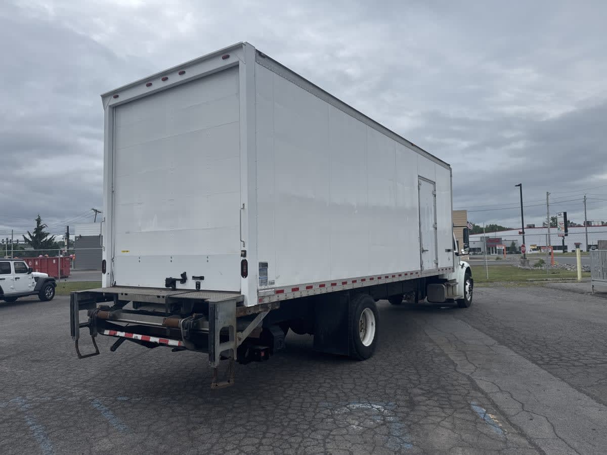2019 Freightliner M2 106 in Syracuse, NY — photo 4