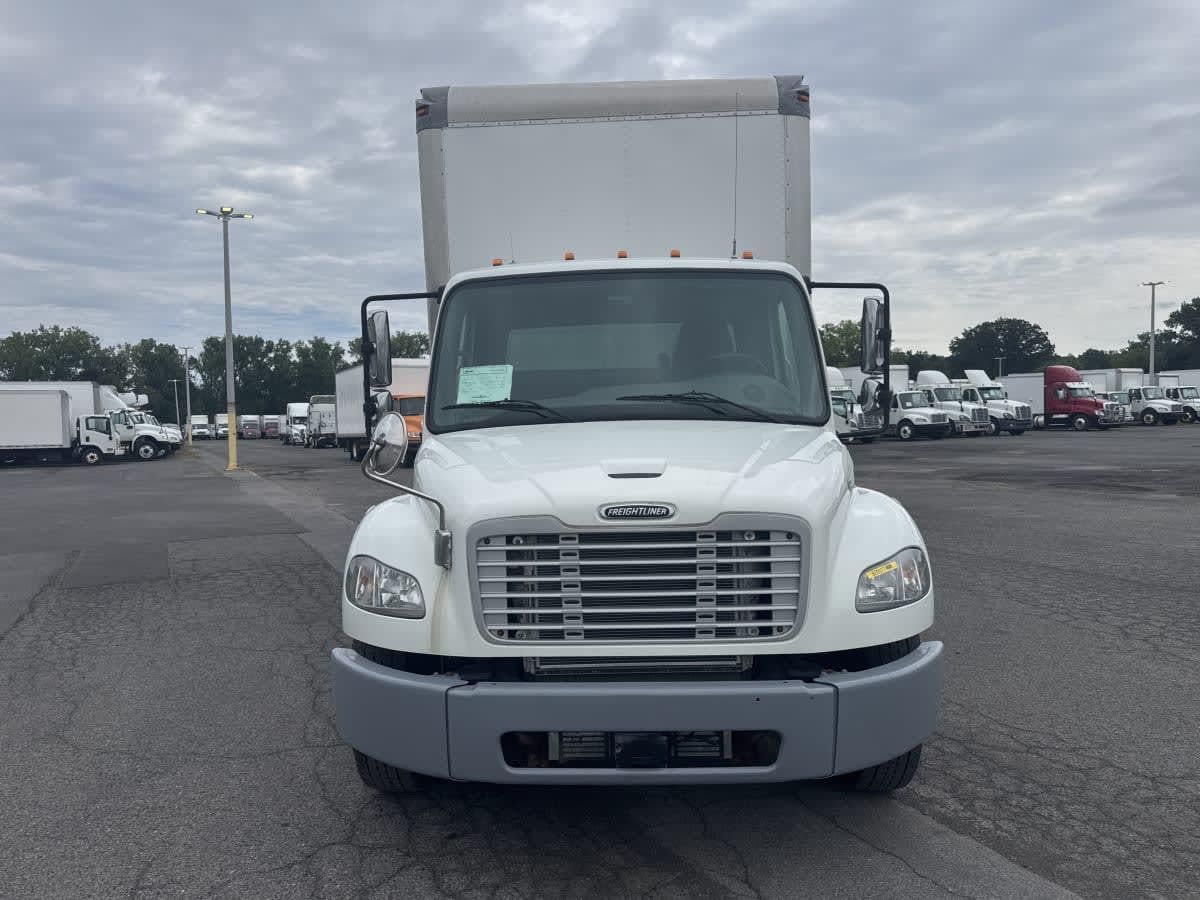 2019 Freightliner M2 106 in Syracuse, NY — photo 2