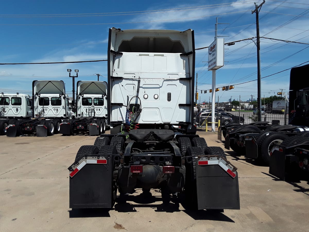 2019 Navistar International LT625 SLPR CAB 820607