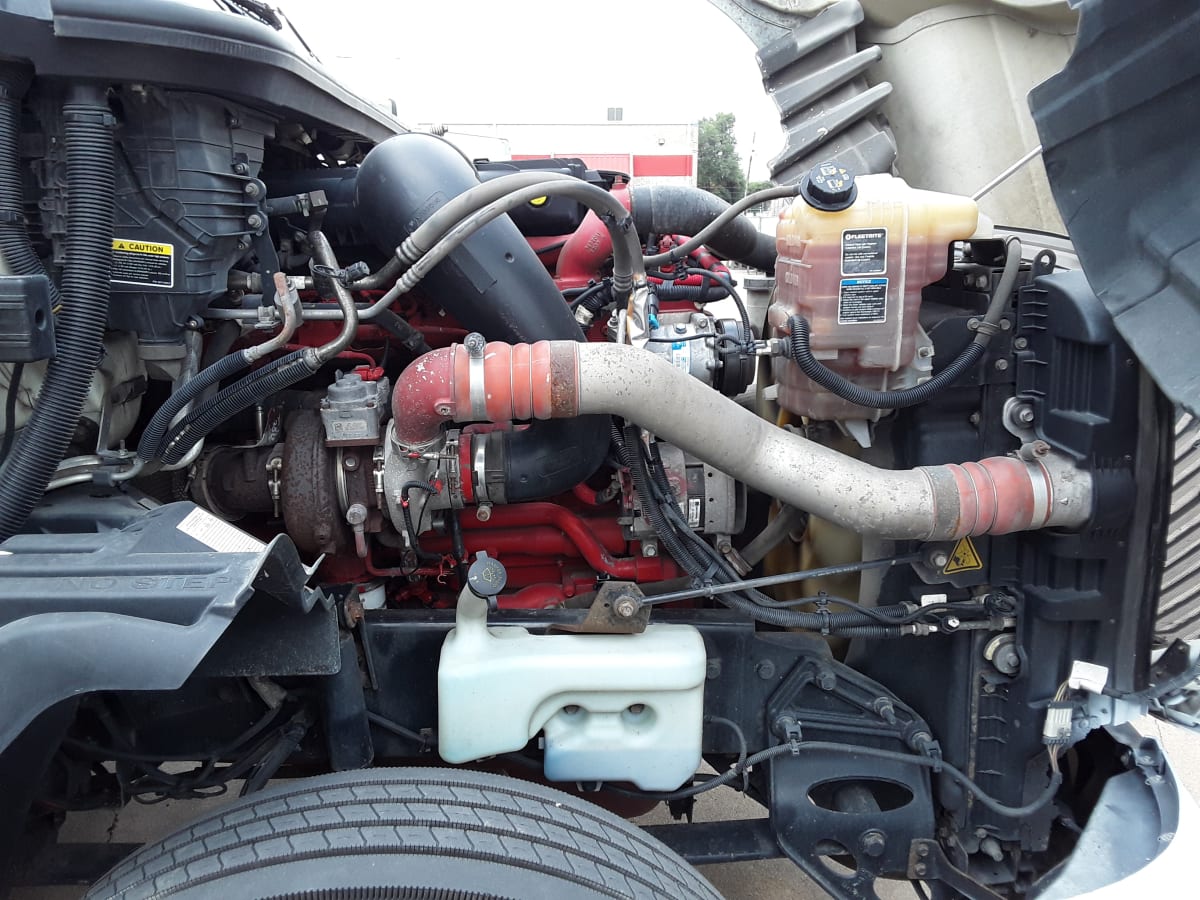 2019 Navistar International LT625 SLPR CAB 820609