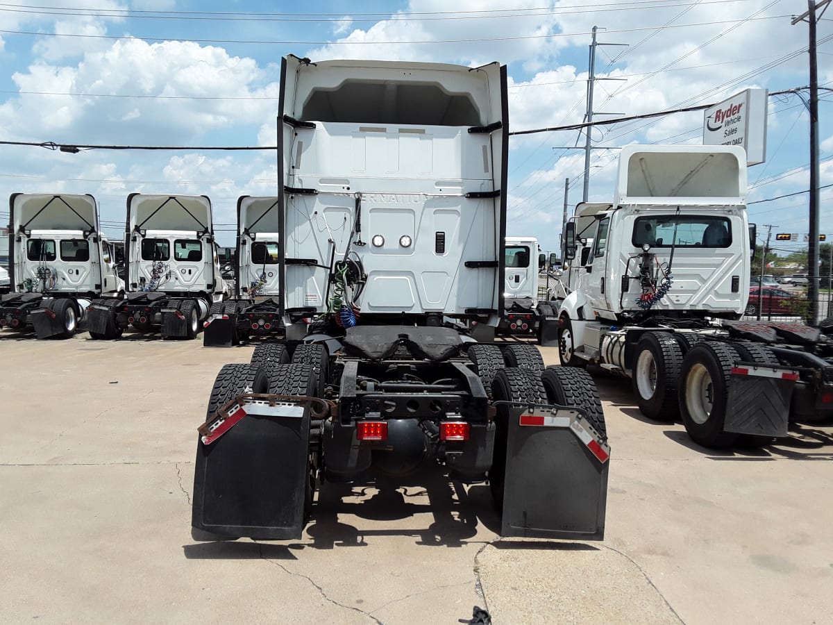 2019 Navistar International LT625 SLPR CAB 820609