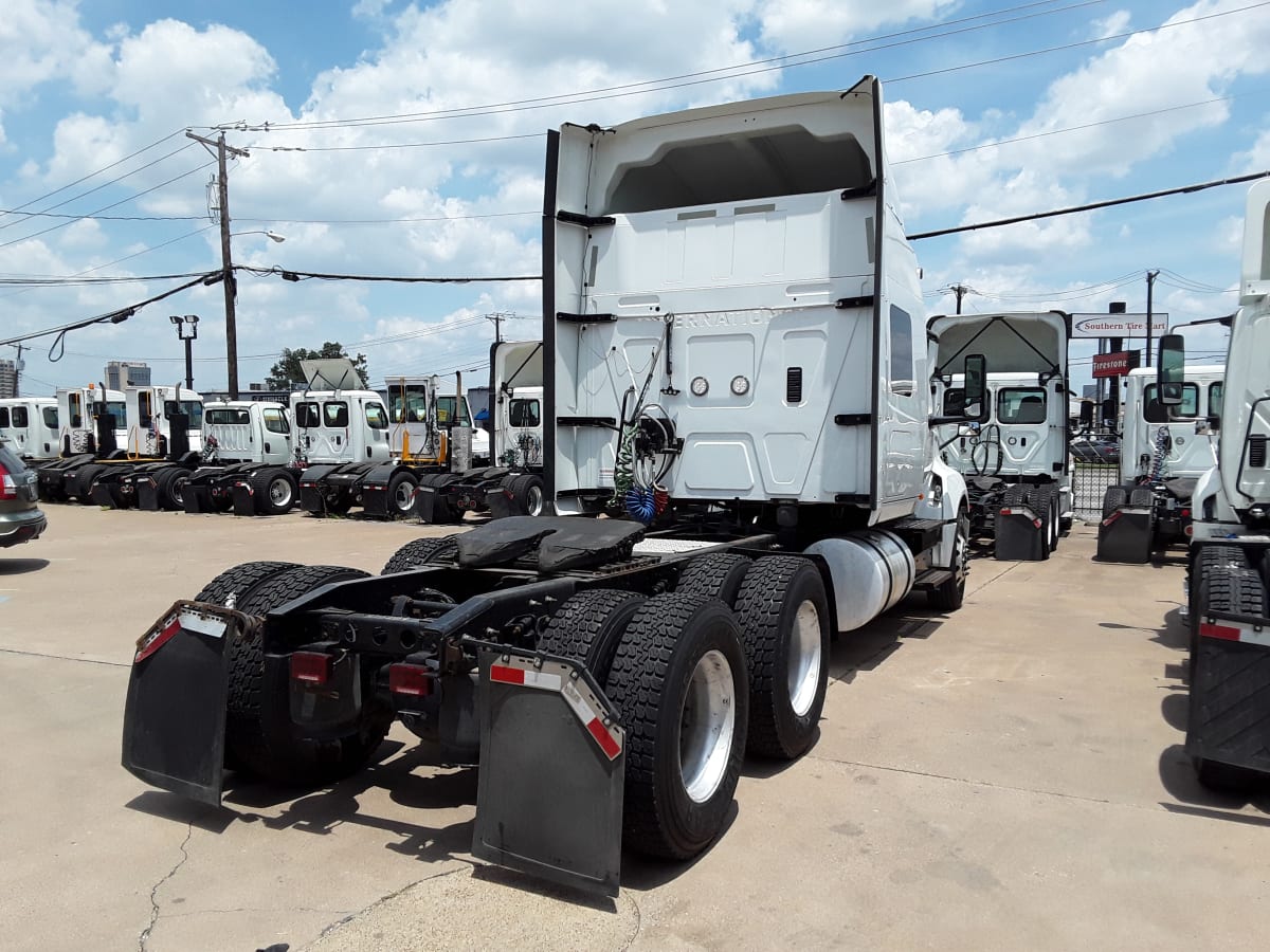 2019 Navistar International LT625 SLPR CAB 820609