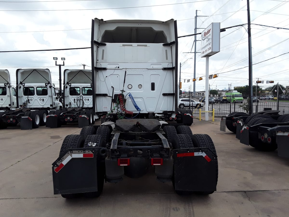 2019 Navistar International LT625 SLPR CAB 820610