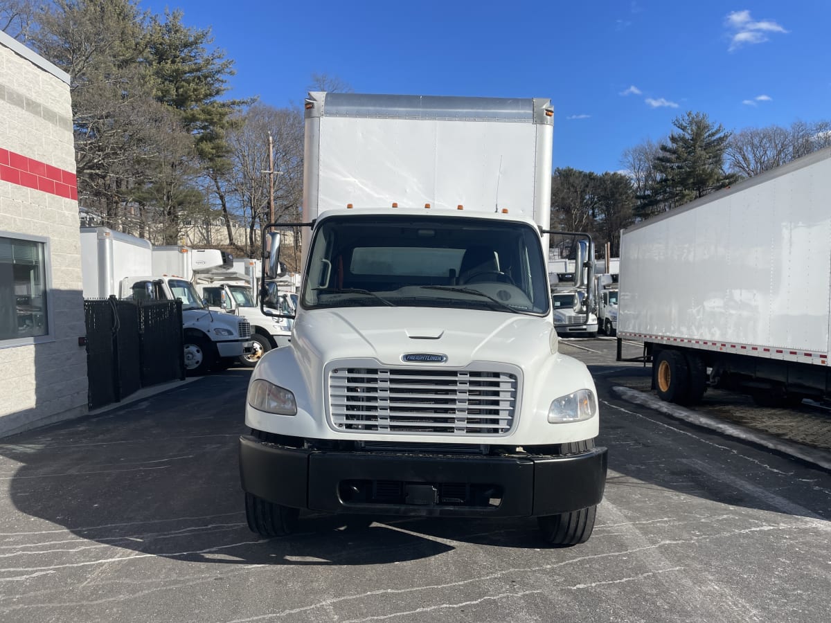 2019 Freightliner/Mercedes M2 106 820621