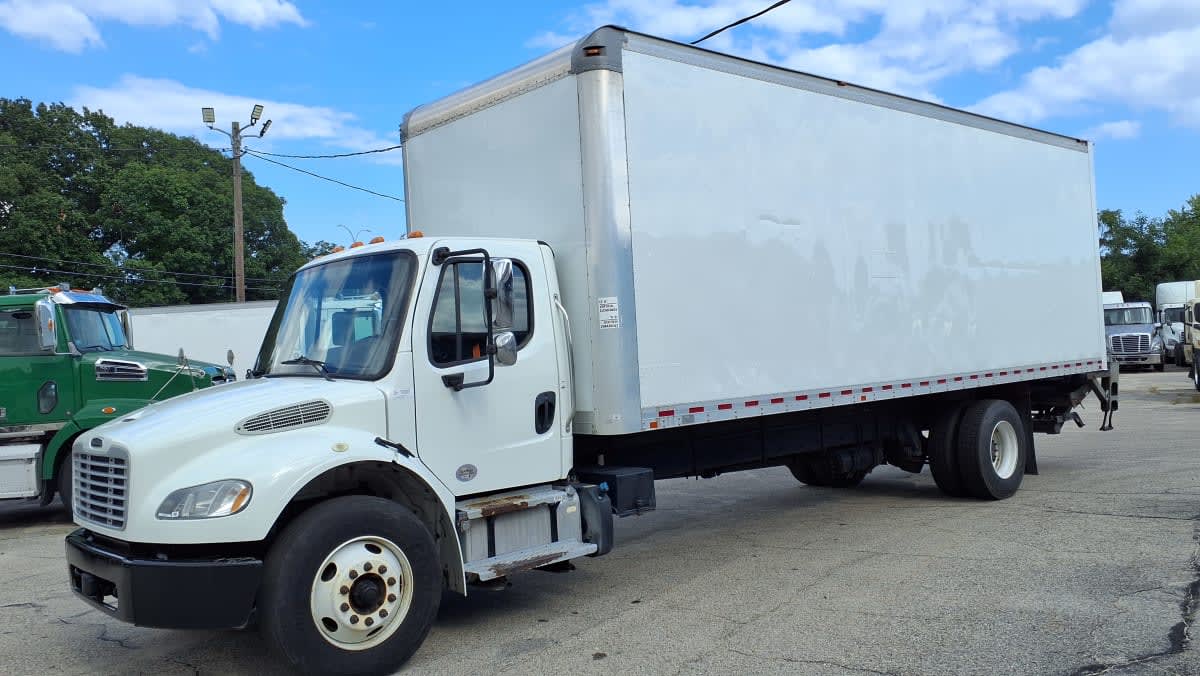 2019 Freightliner/Mercedes M2 106 820623