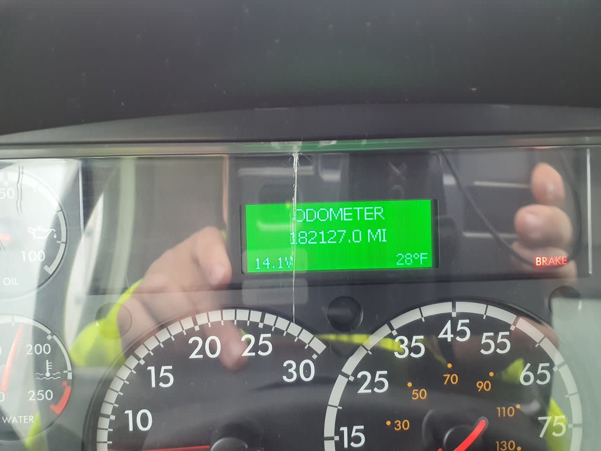 2019 Freightliner/Mercedes M2 106 820647