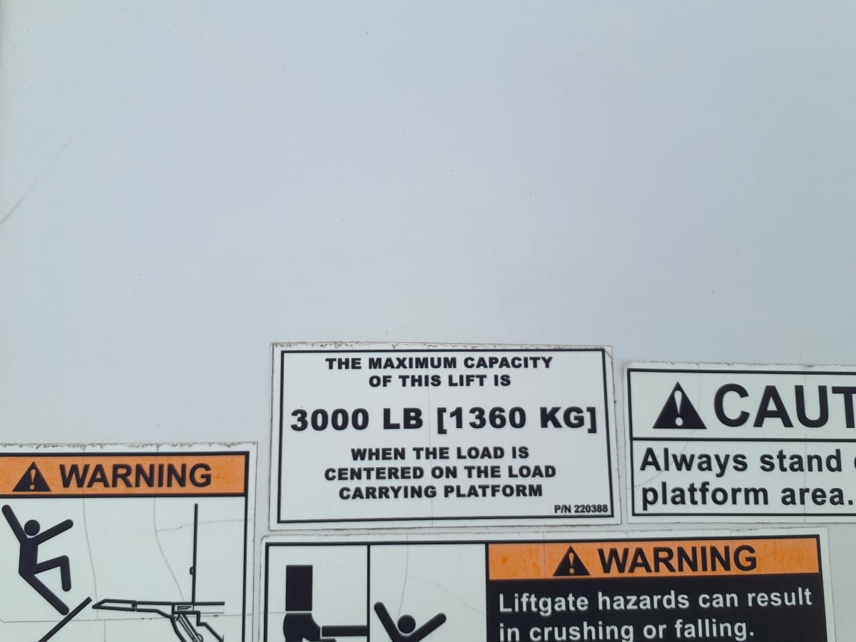 2019 Freightliner/Mercedes M2 106 820647