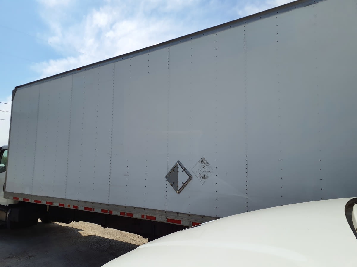 2019 Freightliner/Mercedes M2 106 820652