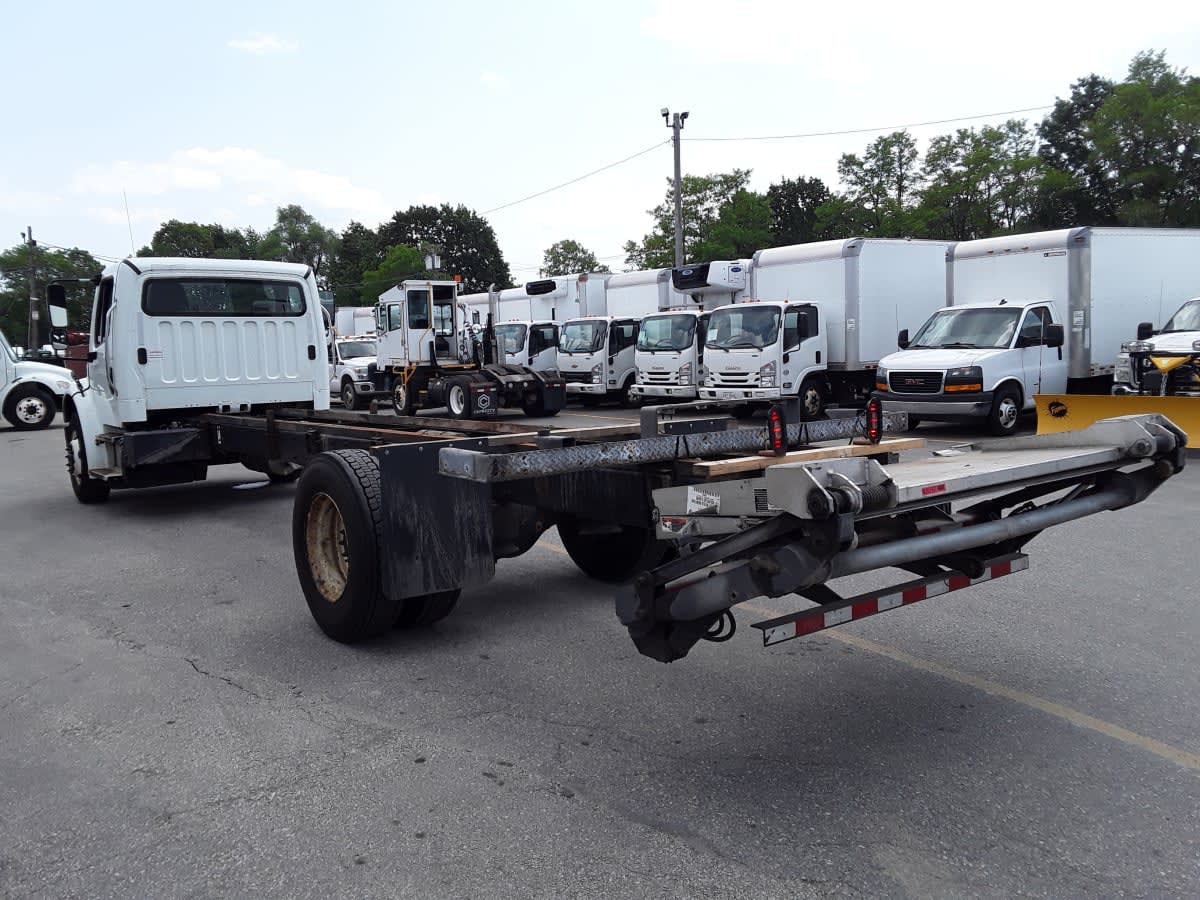 2019 Freightliner/Mercedes M2 106 820767