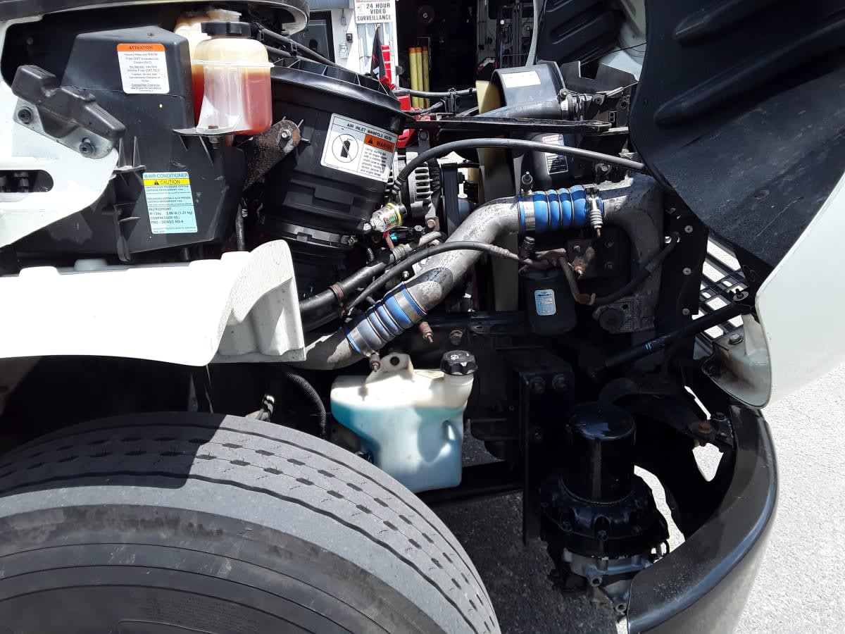 2019 Freightliner M2 106 820770