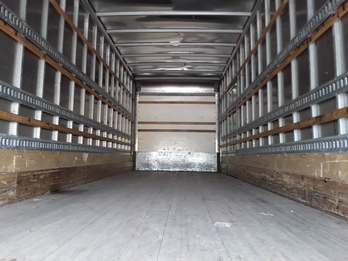 2019 Freightliner M2 106 820772