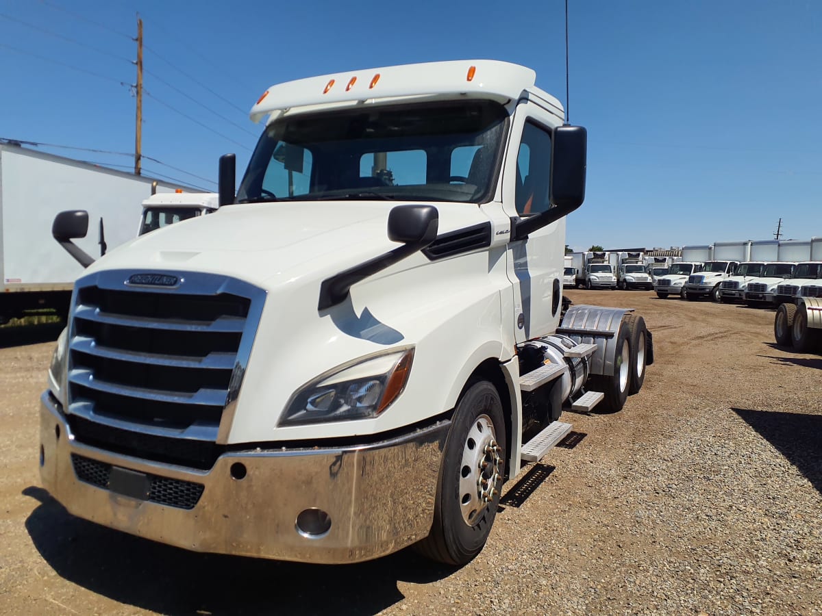 2019 Freightliner/Mercedes NEW CASCADIA PX12664 820868