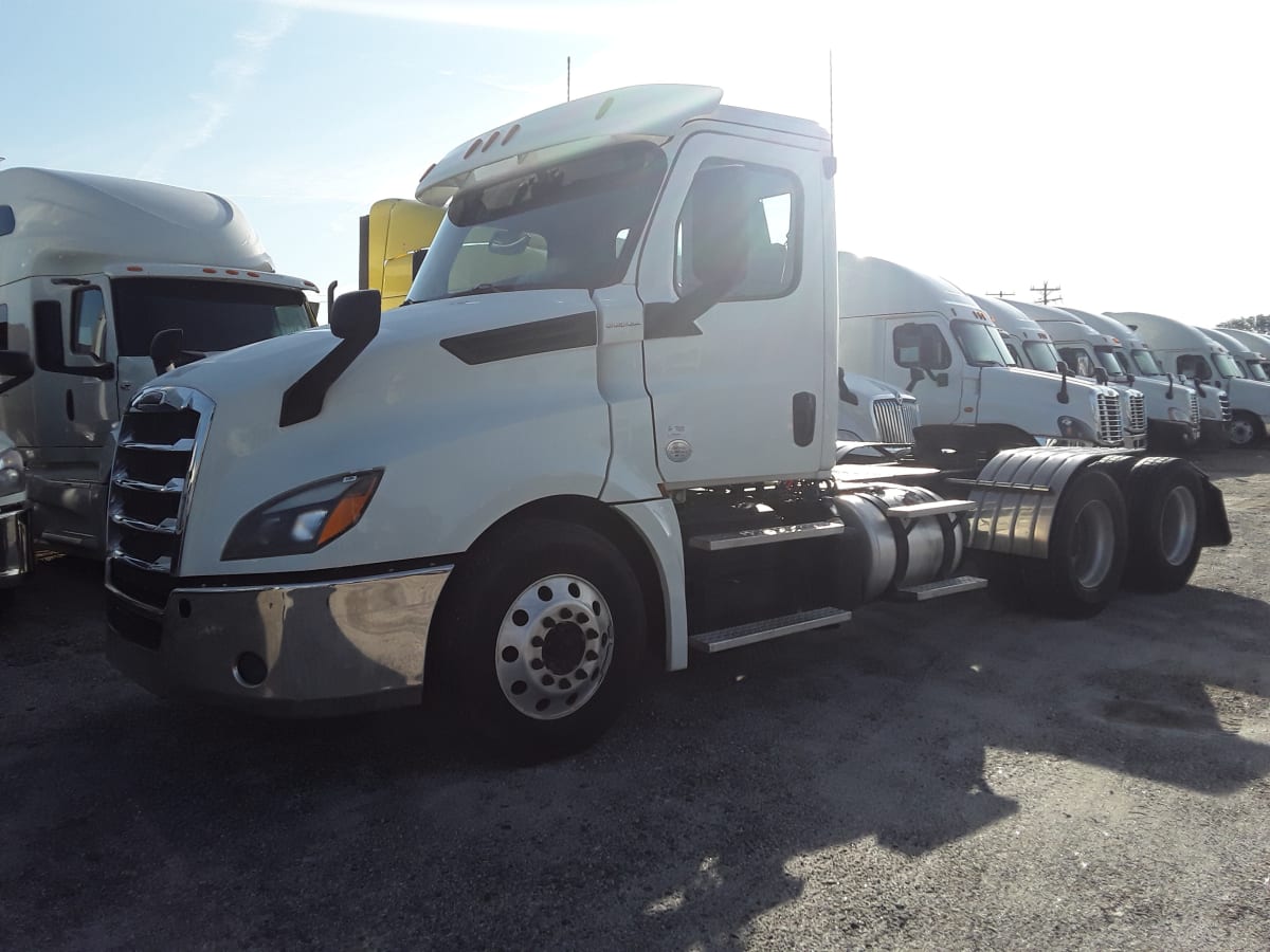 2019 Freightliner/Mercedes NEW CASCADIA PX12664 820877