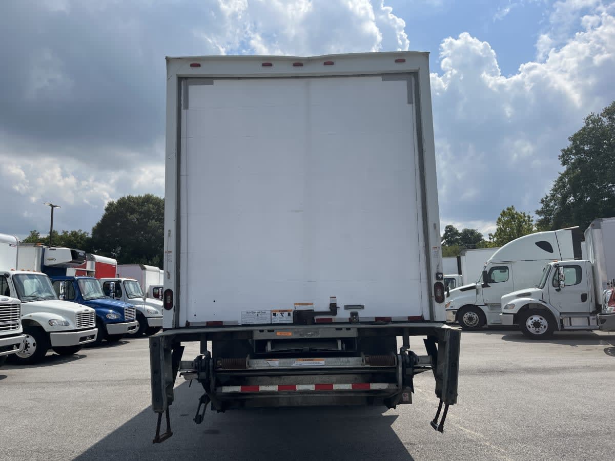 2019 Freightliner M2 106 in Beltsville, MD — photo 5