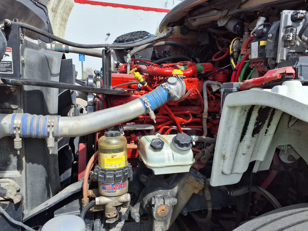 2019 Freightliner/Mercedes M2-112 820933